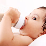 El biberón y la salud dental de tu bebé