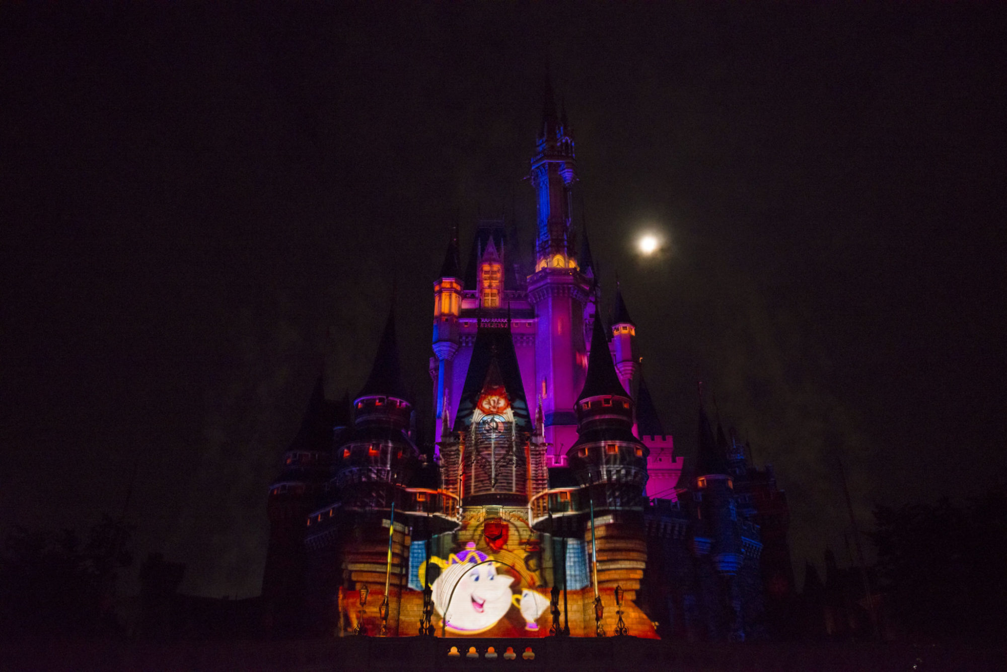 Disney Estrena nuevo Show de Proyecciones en El Castillo de la Cenicienta -  An Inspiring Mom