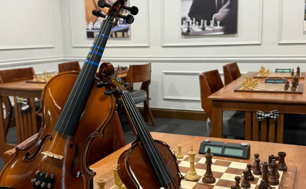 Caribbean Chess Academy Lanza Clases de Violín para Niños desde los 4 Años en Acropolis Business Mall